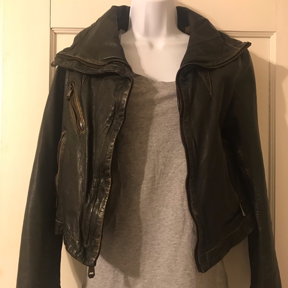 Andrew Marc Jackets & Blazers - Andrew Marc black leather jacket